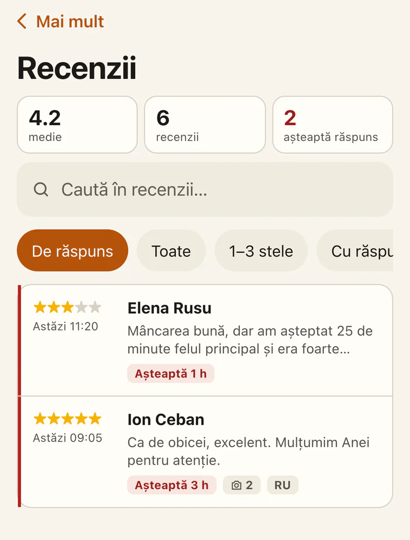 Ecranul Recenzii din aplicația HaiLa pentru restaurante, cu două recenzii demonstrative care așteaptă răspunsul restaurantului.